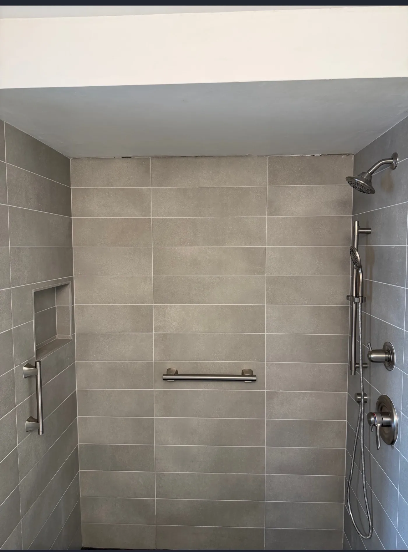 Repaired shower with working valve by Shoreline Plumbing in Honolulu, HI